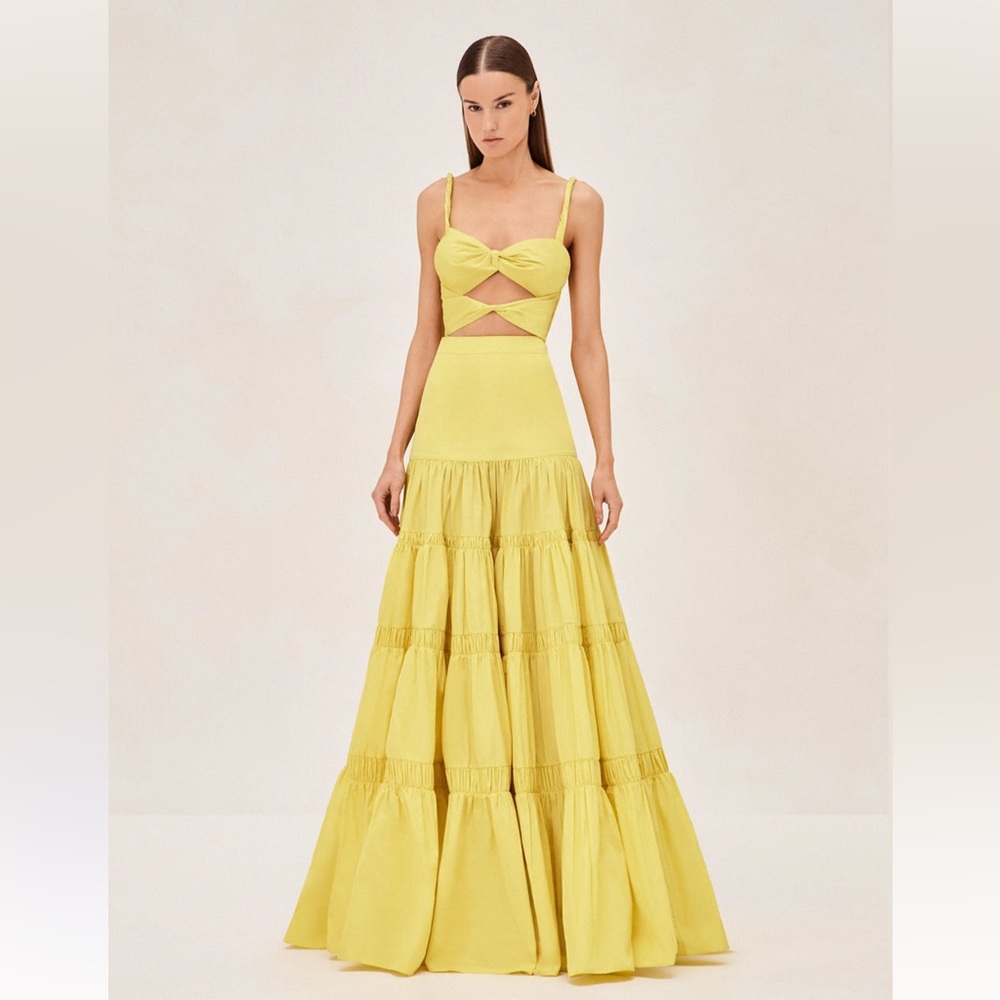 Elegant Yellow Maxi Dress